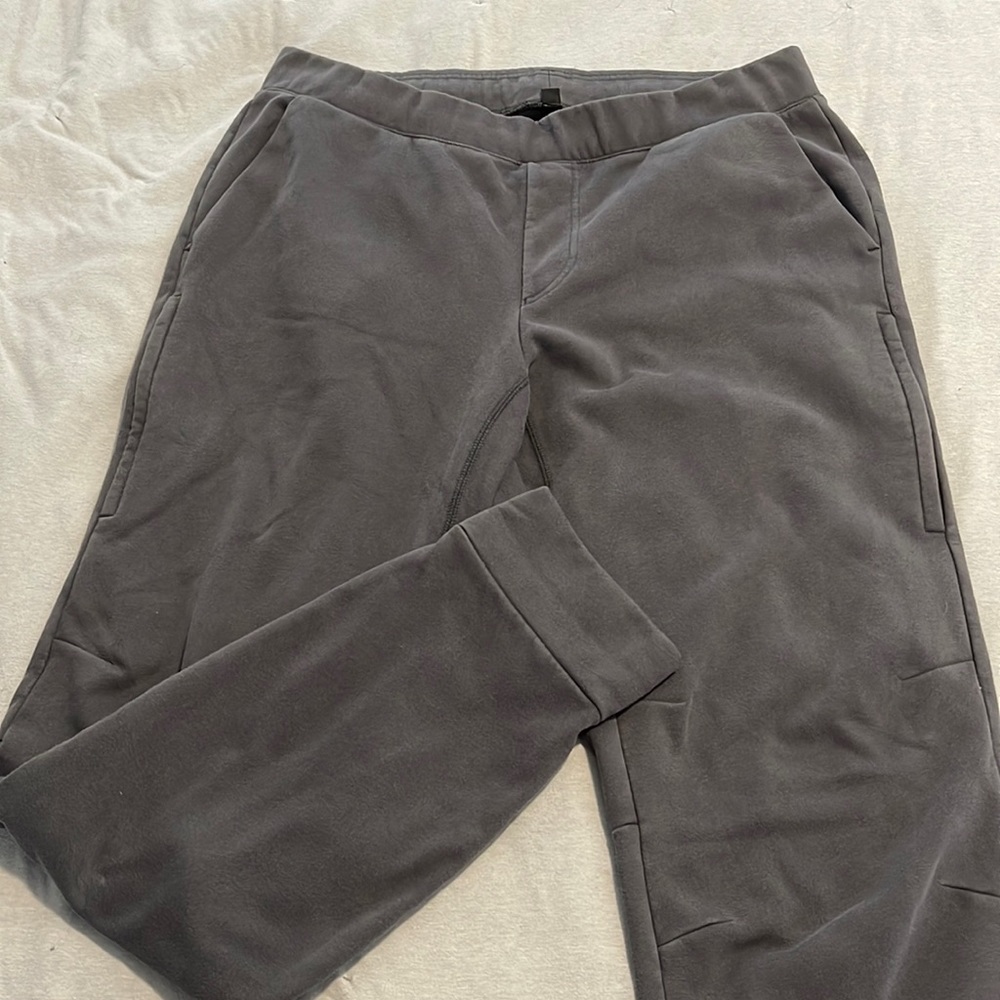 Mens Uniqlo XL Fleece Lined Jogger Sweats